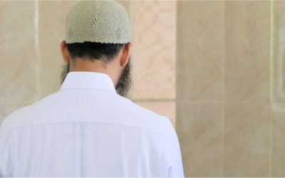 Bersedekah Sembunyi-Sembunyi